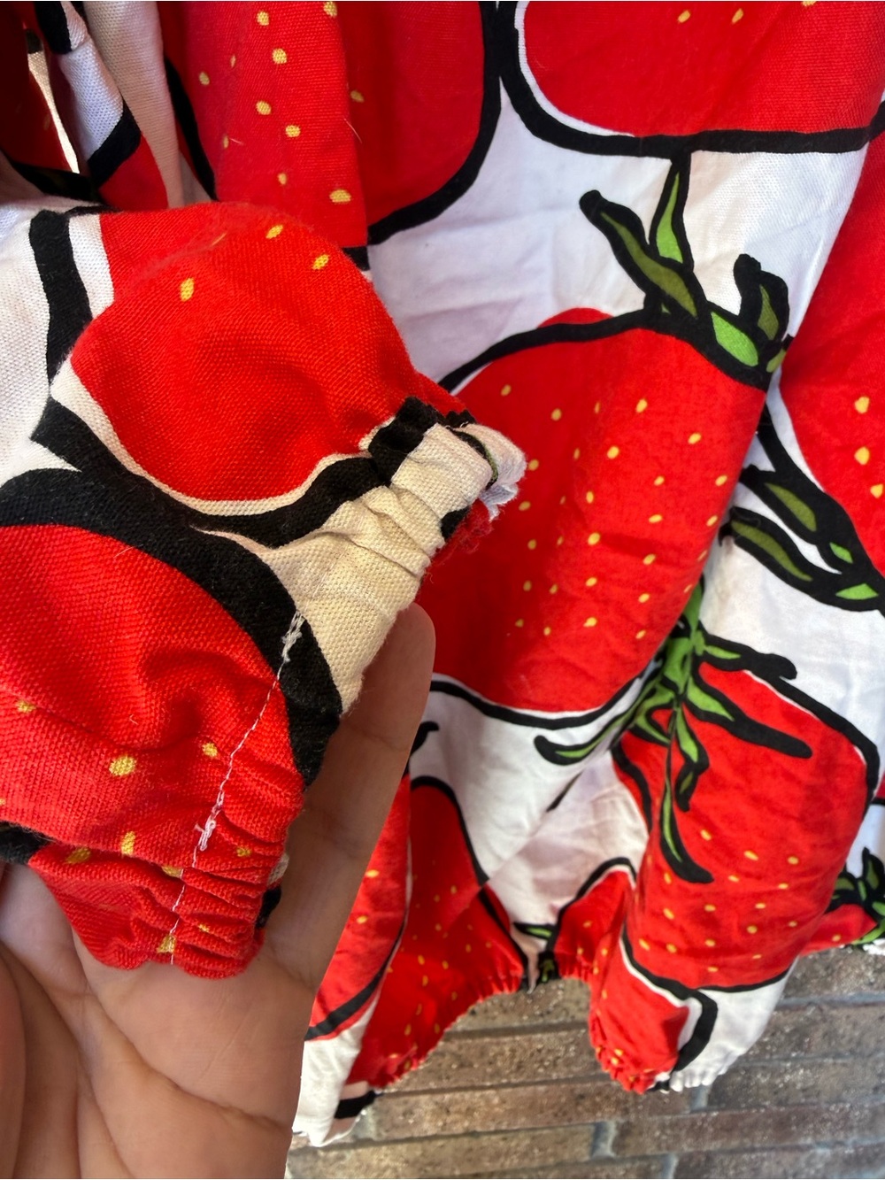 Strawberry Print Peasant Top - Red/White Size 3X - Picture 4 of 5